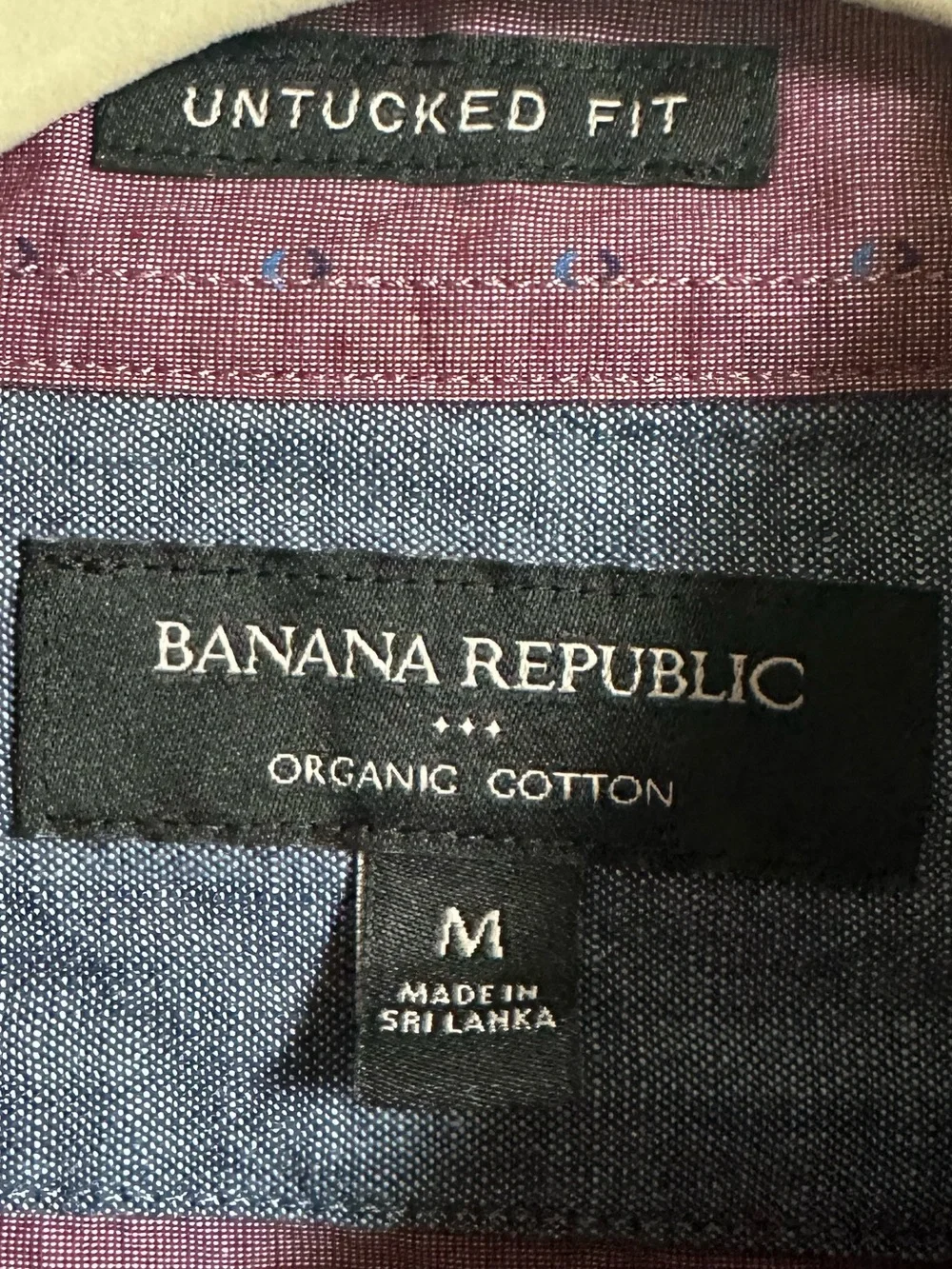 Banana Republic Men's M Burgundy 100% Organic Cotton Button-Up Geometric Pattern